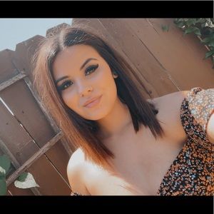 Meet your Posher, Maddie